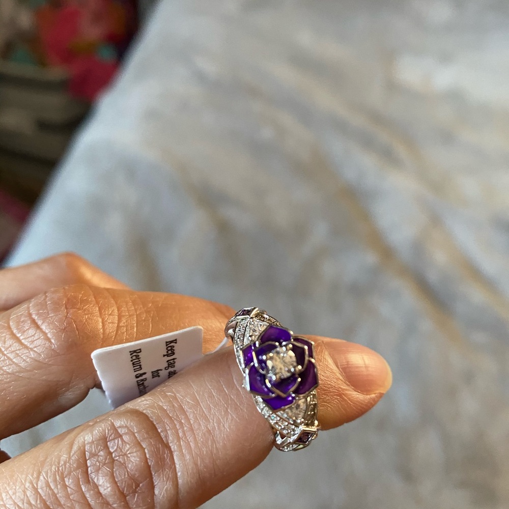 Ring - Picture 6 of 7